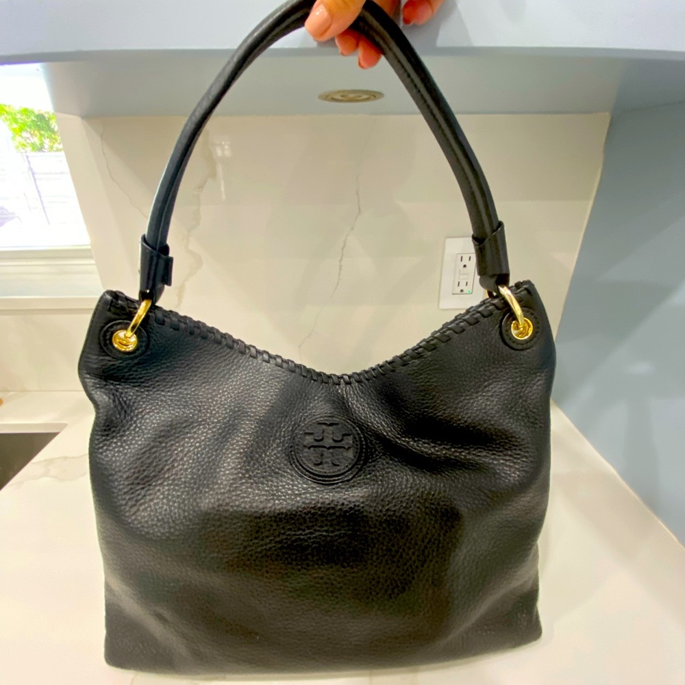 Tory Burch Marion Hobo shoulder Bag with matching wallet